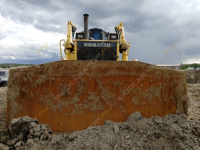 Komatsu D275A-5 [1]