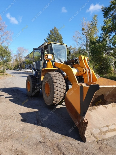Komatsu WA380-5 [2]