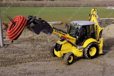 New Holland LB90B [0]