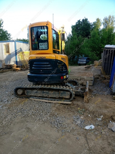 Hyundai R35Z-9 [2]