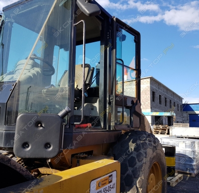Caterpillar CS76 XT [1]