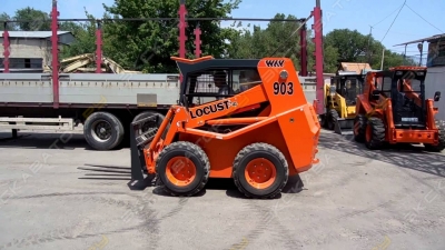 Locust L903 [4]