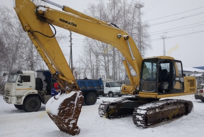 Komatsu PC200 [2]