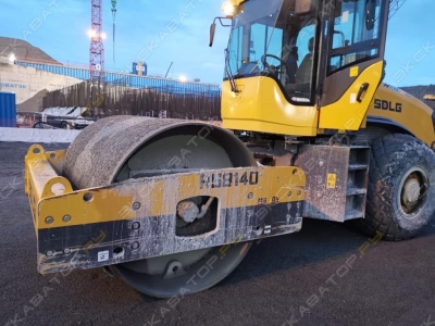 SDLG RS8140 [1]