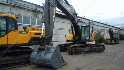 Volvo EC300DL [4]