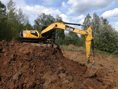 JCB JS 200 [1]