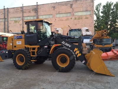 XCMG LW300FN [3]