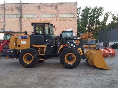 XCMG LW300FN [2]