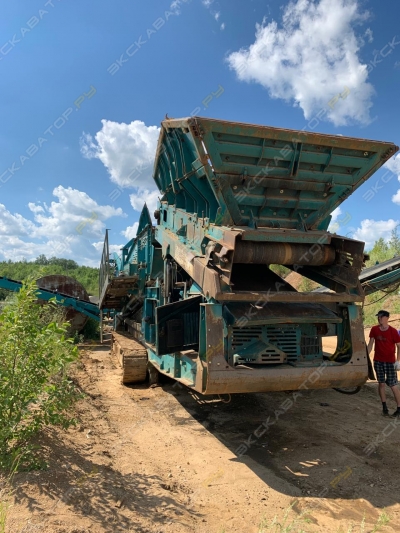 Powerscreen Warrior 2400 (2 Way Split) [1]