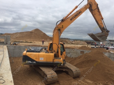 Hyundai R 220LC-9S [2]