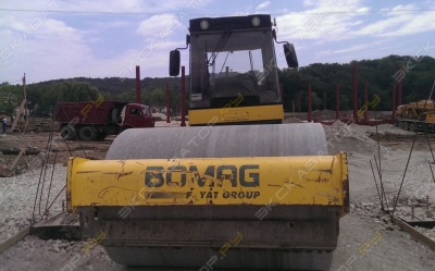 Bomag BW 213 D-4 [4]