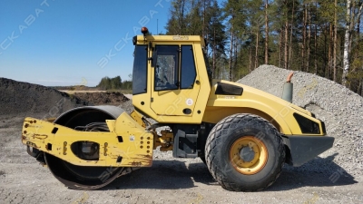 Bomag BW 213 D-4 [1]