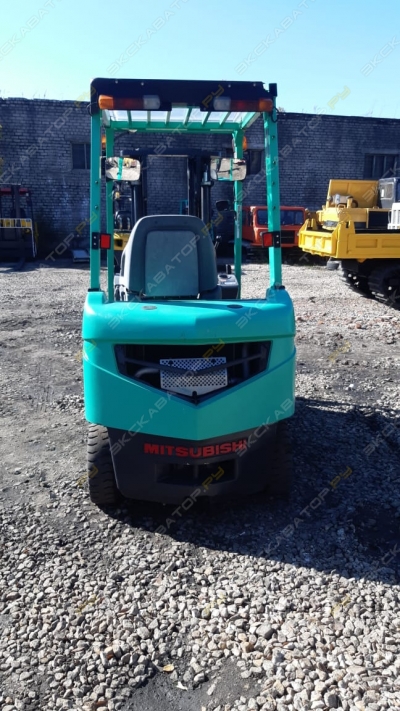 Mitsubishi FG15N [4]