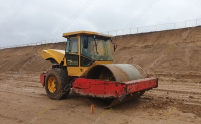 Dynapac CA302D [1]