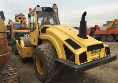 Bomag BW 219 D-4 [2]