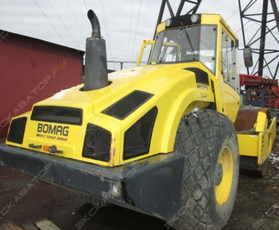 Bomag BW 213 DH-4 [2]