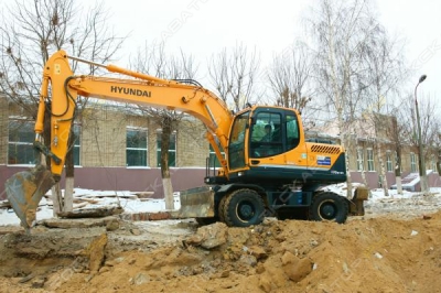 Hyundai R170W-9S [0]