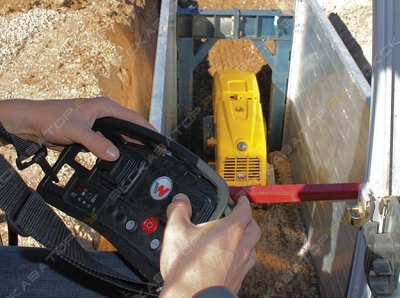 Wacker Neuson RT 82-SC [1]