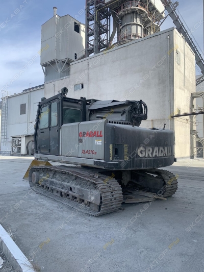Gradall XL4210III [1]