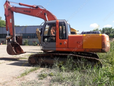Hitachi ZX200LC [2]
