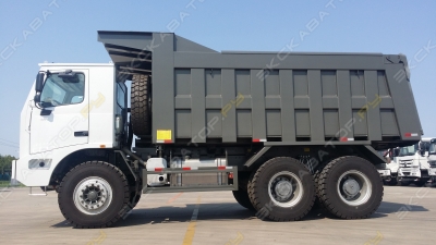 Sinotruk Howo ZZ5707V3840CJ [2]