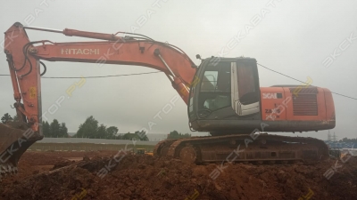Hitachi ZX240-3 [3]