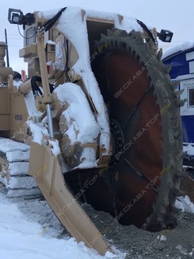Tesmec TRS 1150 Chainsaw [1]