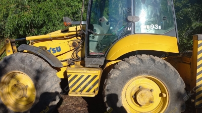 Komatsu WB93S-5E0 [1]