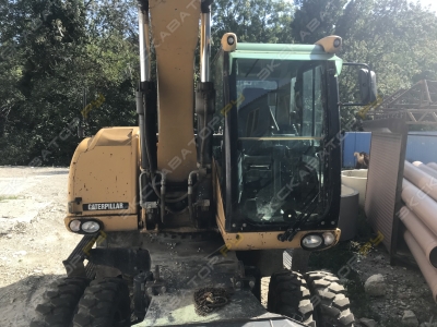 Caterpillar M318D [3]