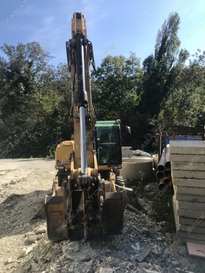 Caterpillar M318D [1]