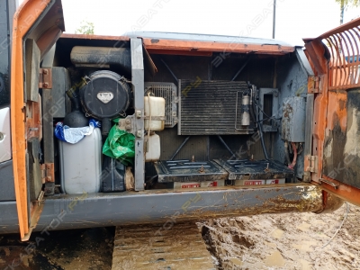 Hitachi EX200LC-3 [3]