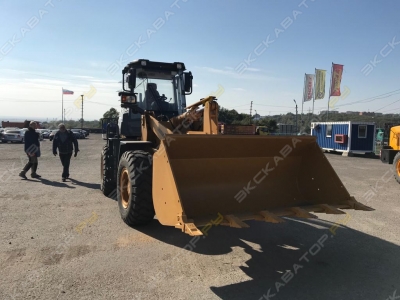 Lonking LG833N [3]