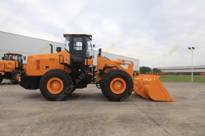 Lonking CDM853 [1]