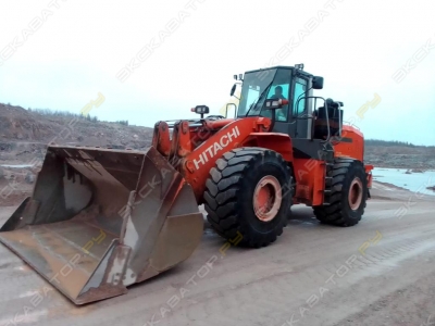 Hitachi ZW 370-G [2]