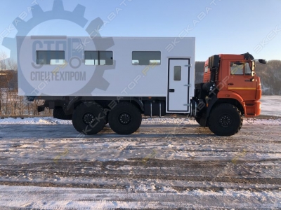 КамАЗ 4240 на шасси КамАЗ-43118 [1]