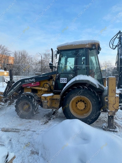 John Deere 325K [3]