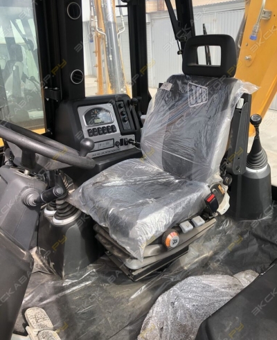 JCB 4CX [2]
