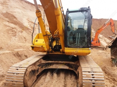 JCB JS 330N LC [0]