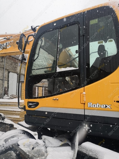 Hyundai R180W-9S [1]
