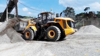 LiuGong CLG877H [1]