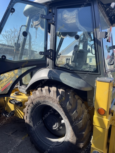 New Holland B80B [2]