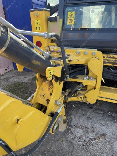New Holland B80B [4]