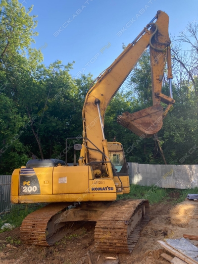 Komatsu PC200-8 [2]