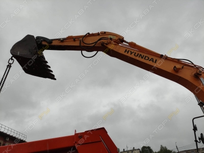 Hyundai R140W-9S [1]