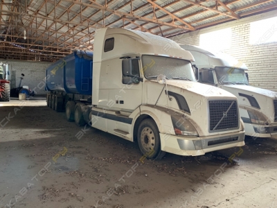 Volvo VNL [0]