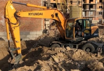 Hyundai R210W-9S [0]
