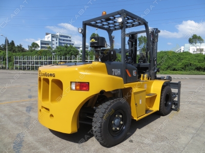 Liugong CLG2070H [4]