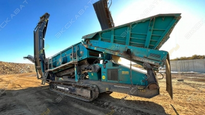 Powerscreen Warrior 2100 [4]