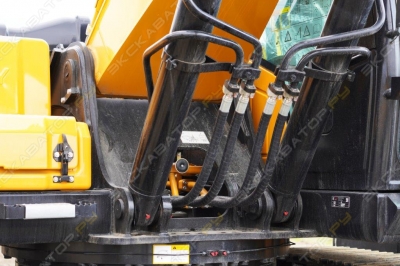 Sany SY330H [1]