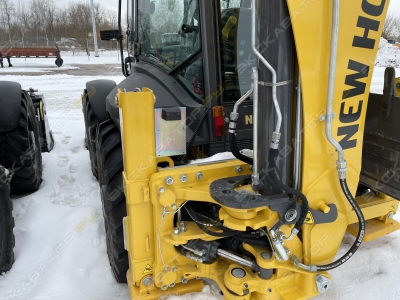 New Holland B115B [5]